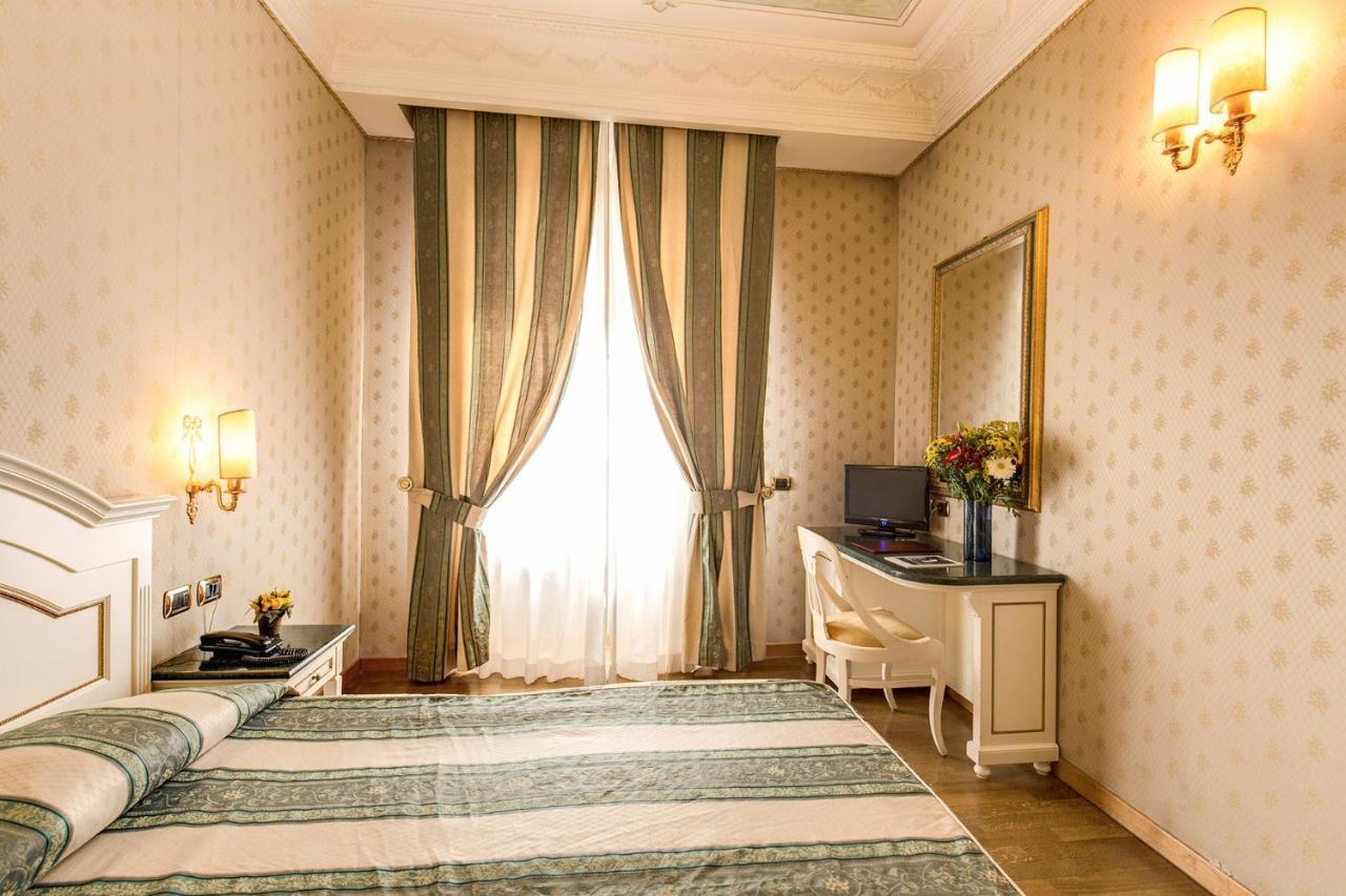 Hotel La Lumiere Di Piazza Di Spagna Rome
