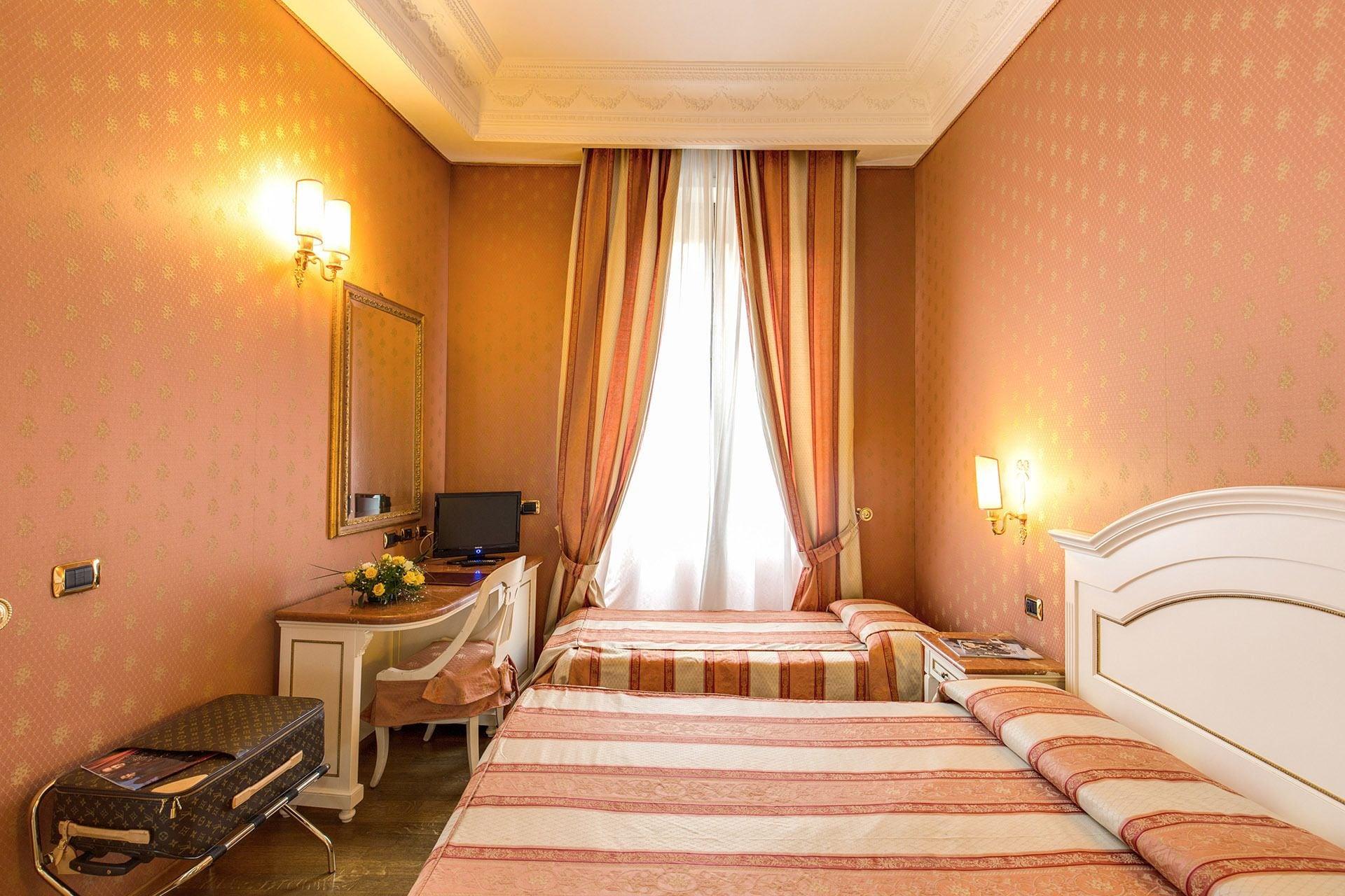 Hotel La Lumiere Di Piazza Di Spagna Rome