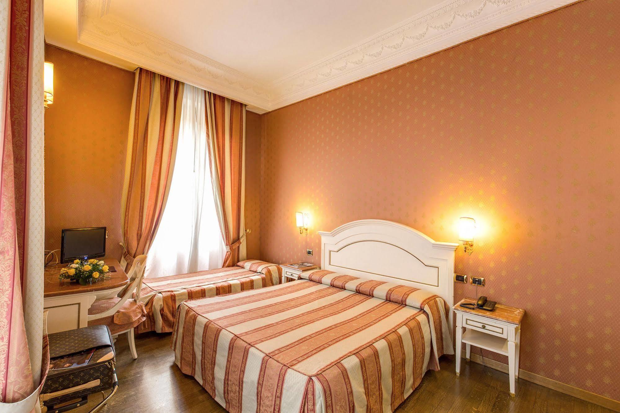 La Lumiere Di Piazza Di Spagna Hotel Rome